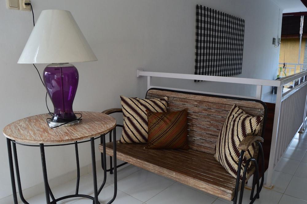 Askara & Ubud