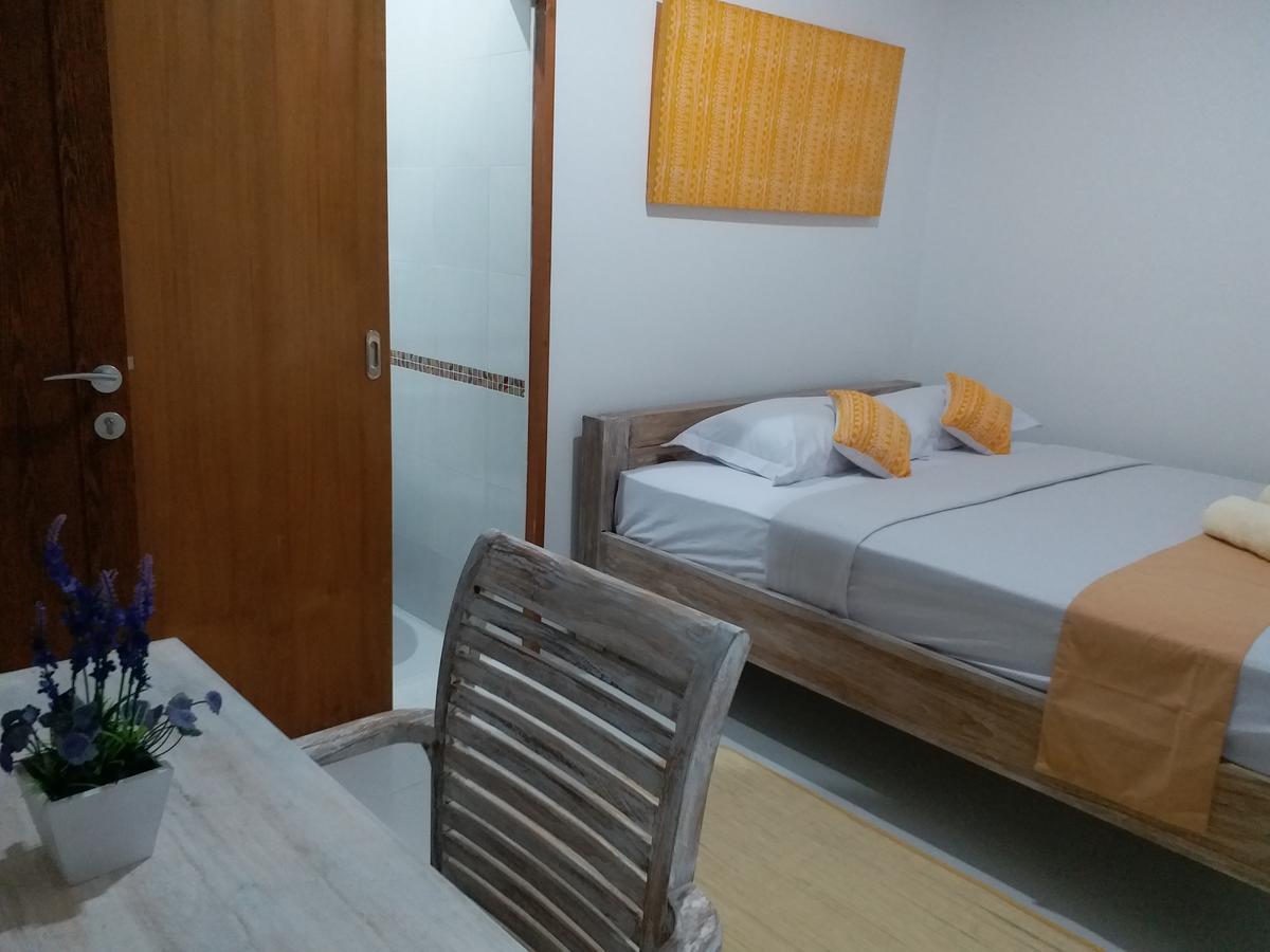 Inn Askara & *