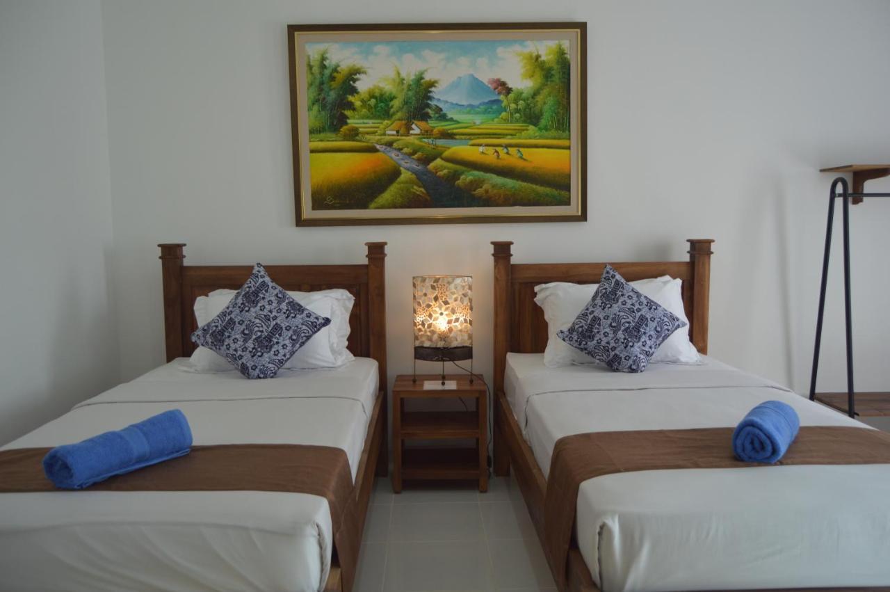 Inn Askara & *
