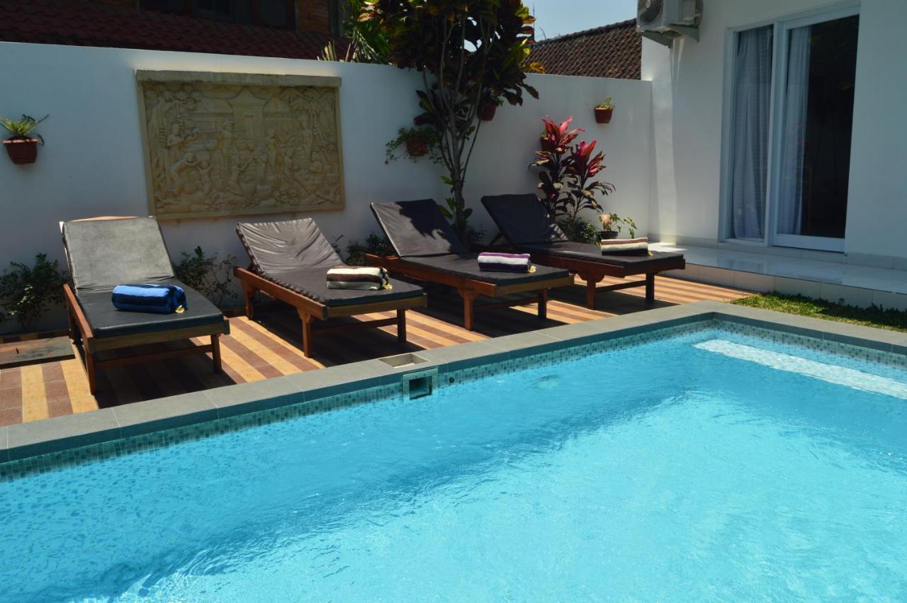 Inn Askara & *